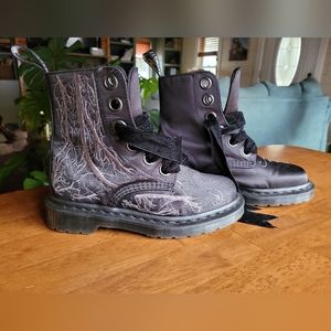 Dr Martens Pascal Vena Boots